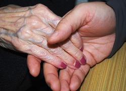 Normal_hands-578918_640