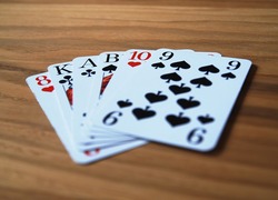 Normal_cards-1313902_960_720